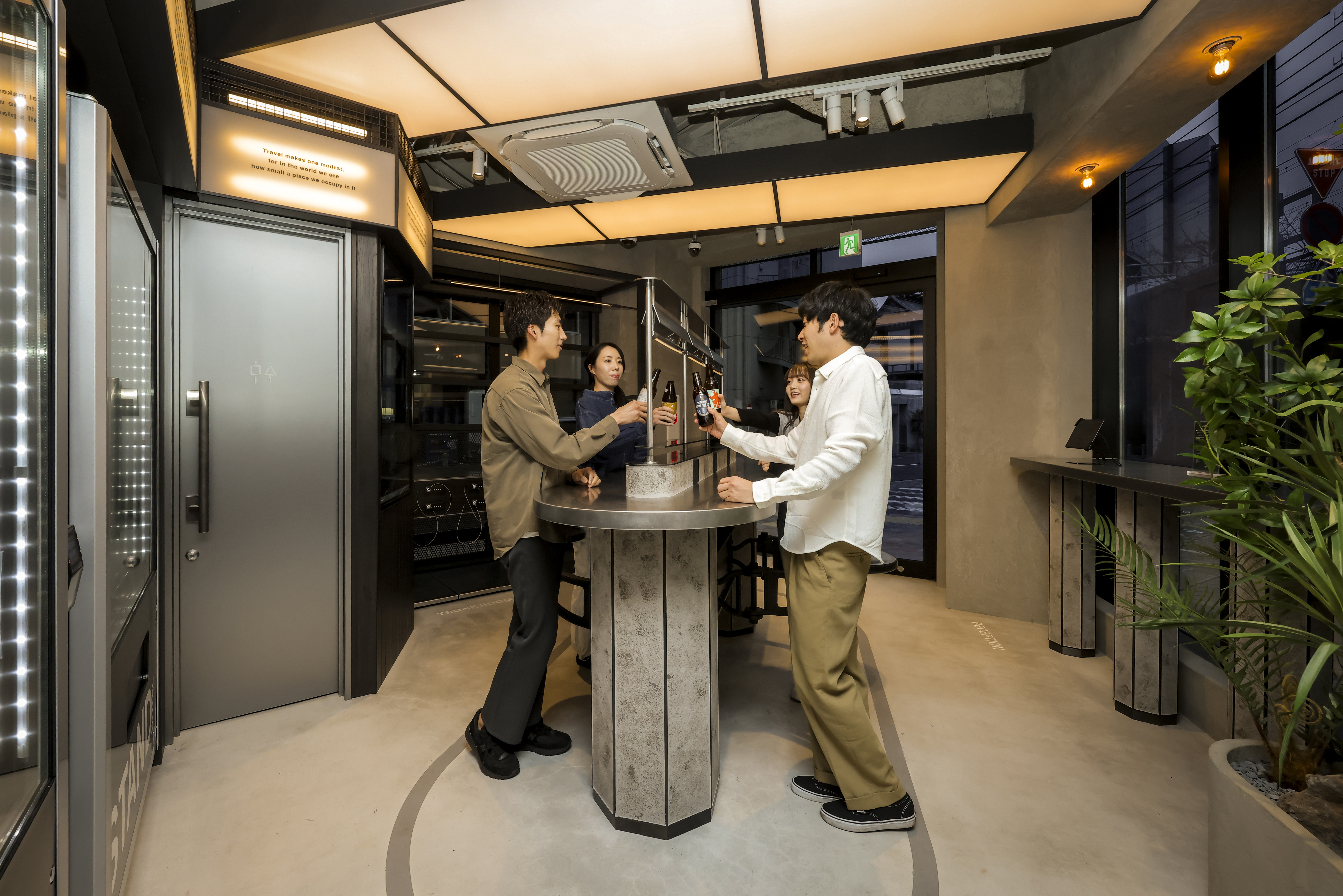 ダイニングでの食事